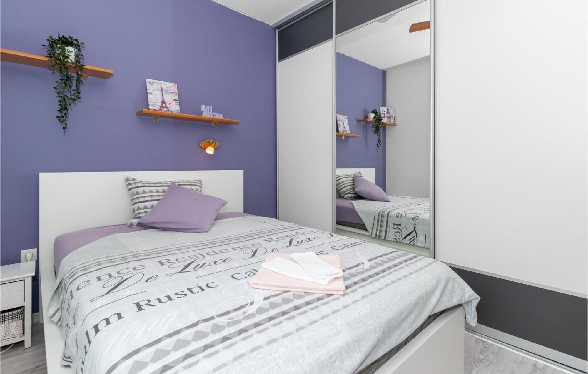 Beautiful Apartment In Crikvenica With Jacuzzi Eksteriør bilde